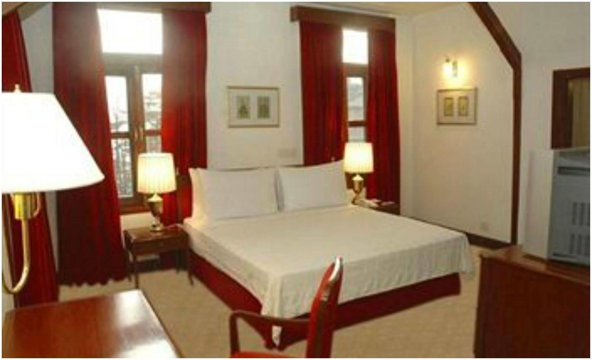 Clarkes Hotel, A Grand Heritage Hotel Since 1898 Shimla Exterior photo