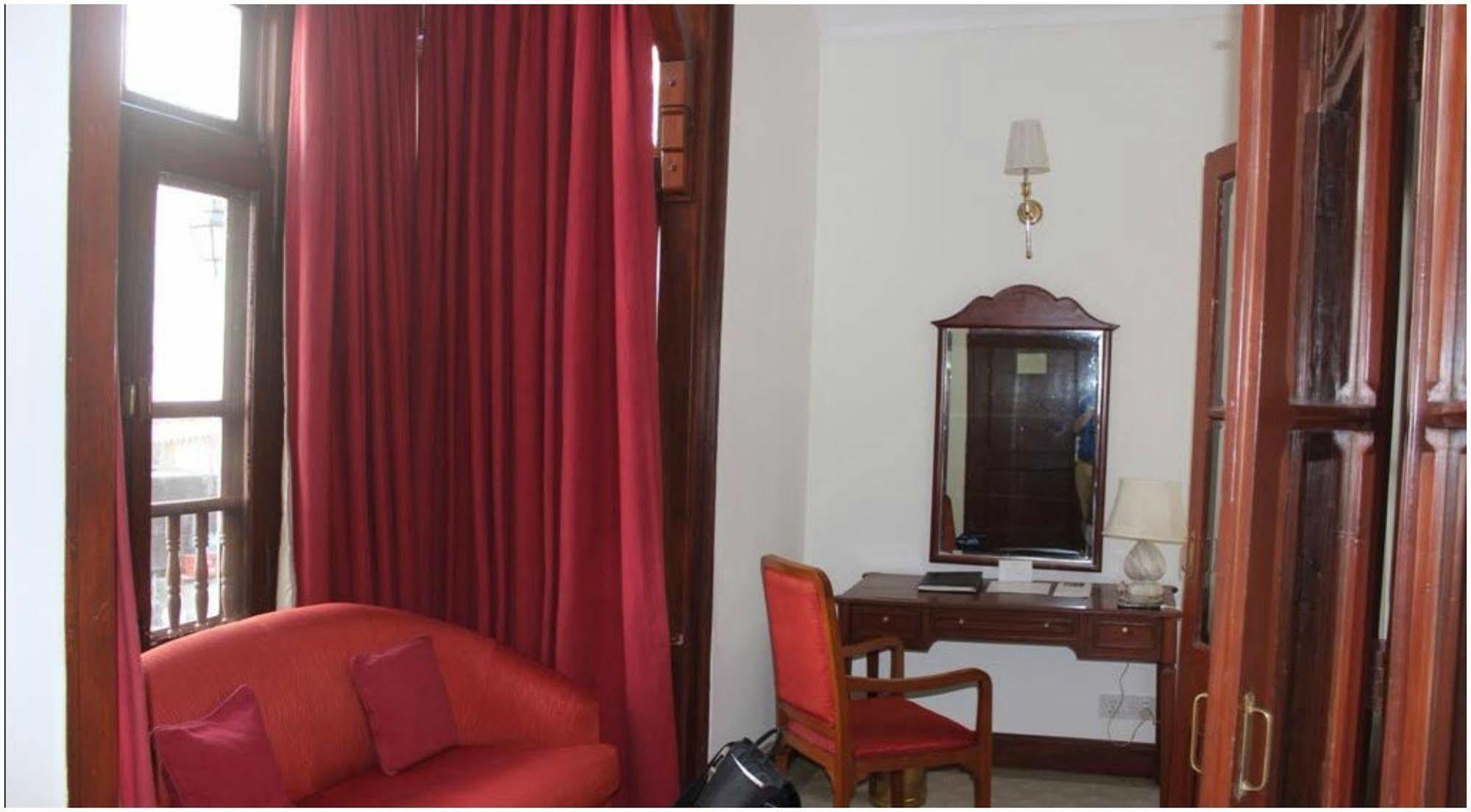 Clarkes Hotel, A Grand Heritage Hotel Since 1898 Shimla Exterior photo